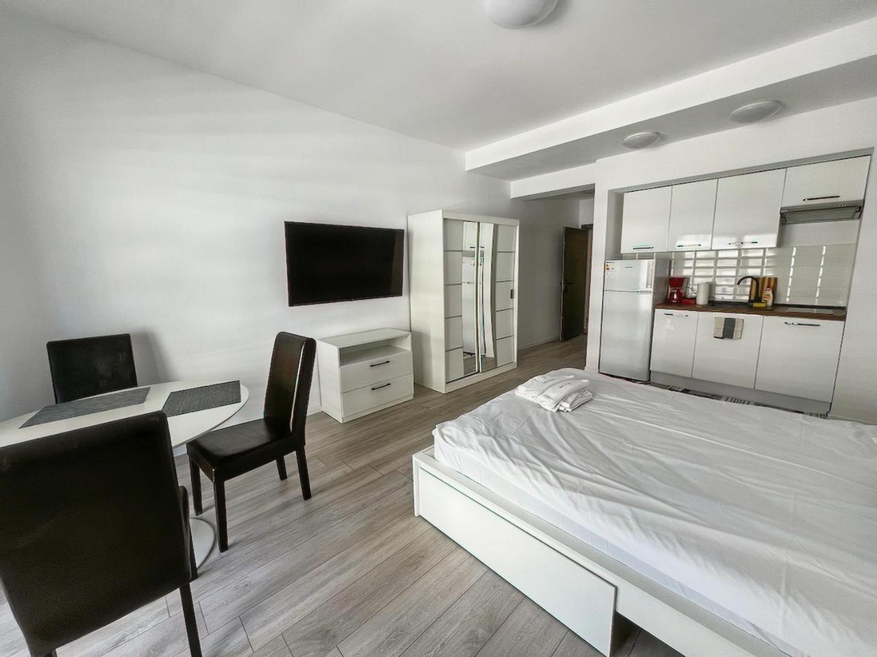 Black Sea Booking - Helsinki Mamaia Exterior foto